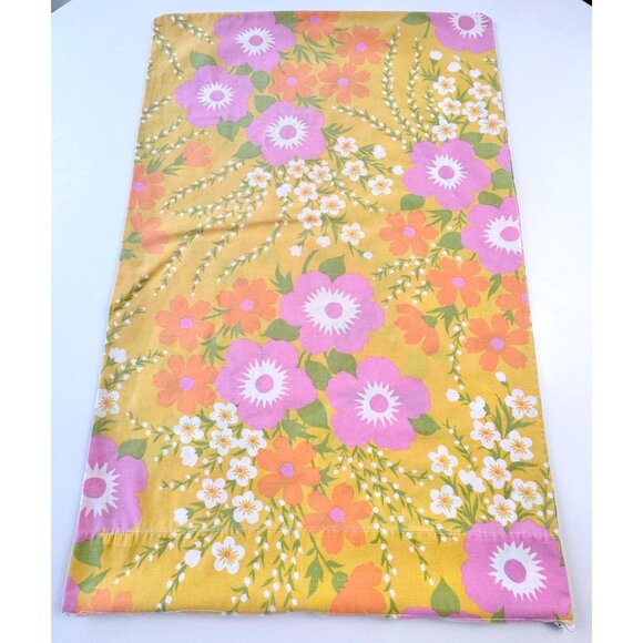 Vintage 70s single pillowcase, orange pink white flower power, modified zipped - Picture 2 of 10